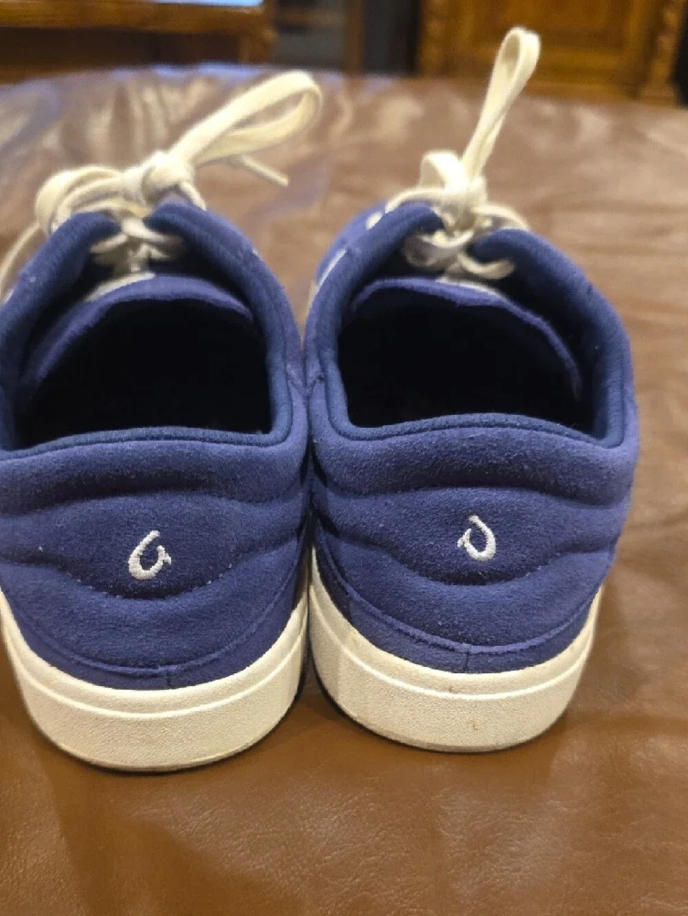 OluKai Womens Ha'upu Navy/White Suede Sneakers Sz 8/38 - Picture 5 of 8